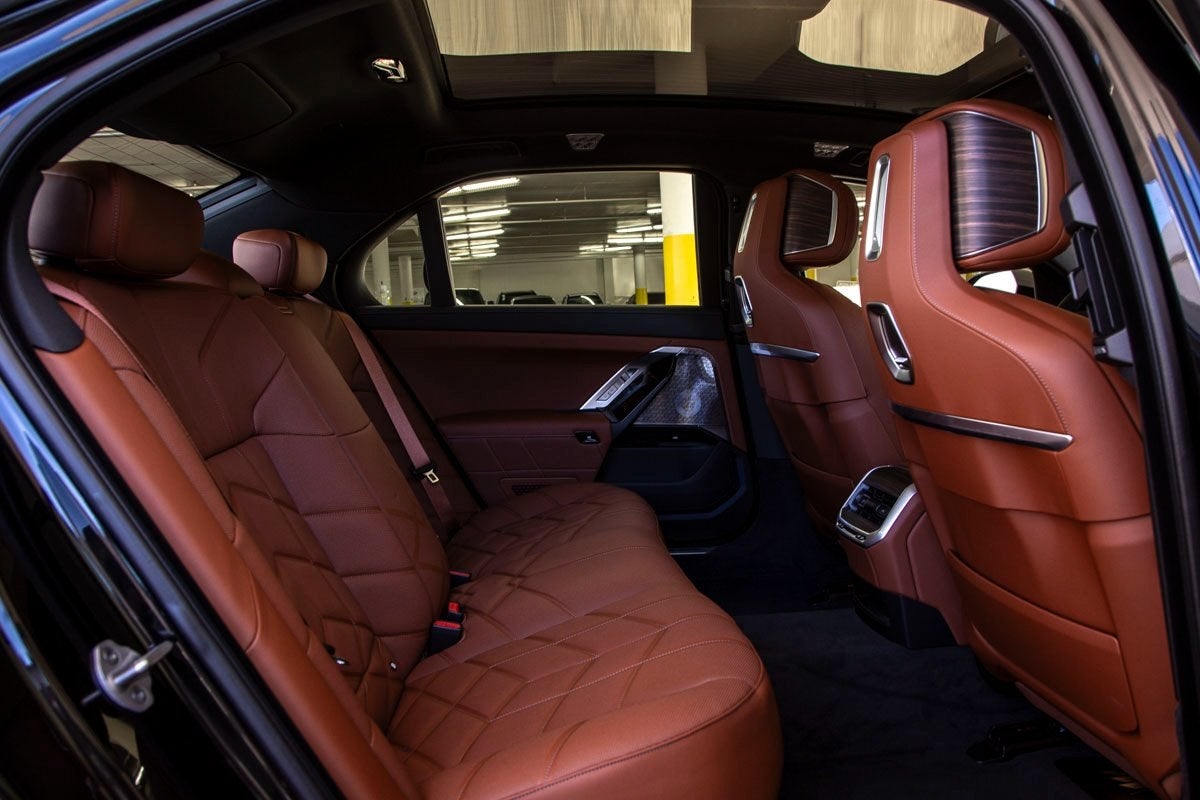 2025 BMW 750e xDrive 750e xDrive