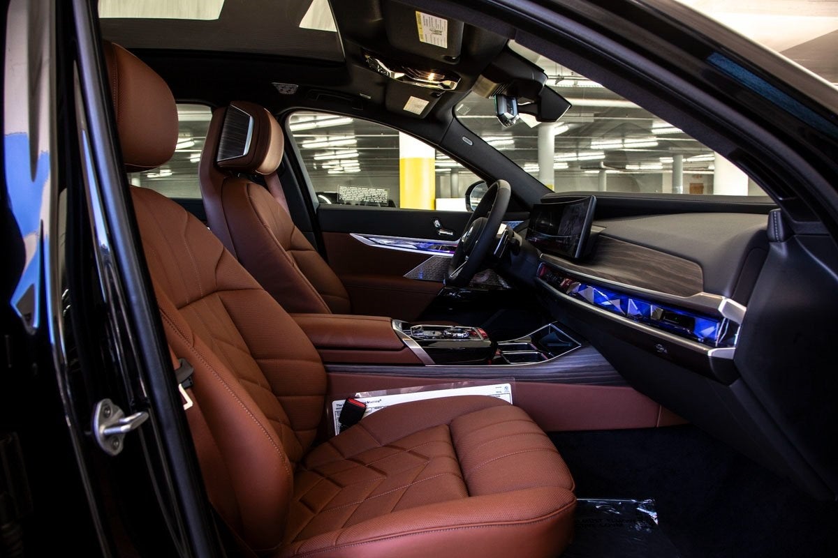 2025 BMW 750e xDrive 750e xDrive