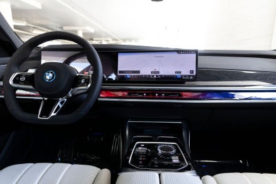 2026 BMW 750e xDrive 750e xDrive