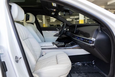 2026 BMW 750e xDrive 750e xDrive