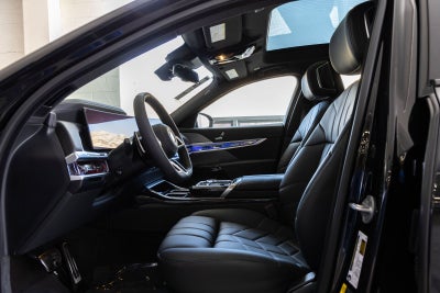 2026 BMW 750e xDrive 750e xDrive