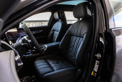 2026 BMW 750e xDrive 750e xDrive