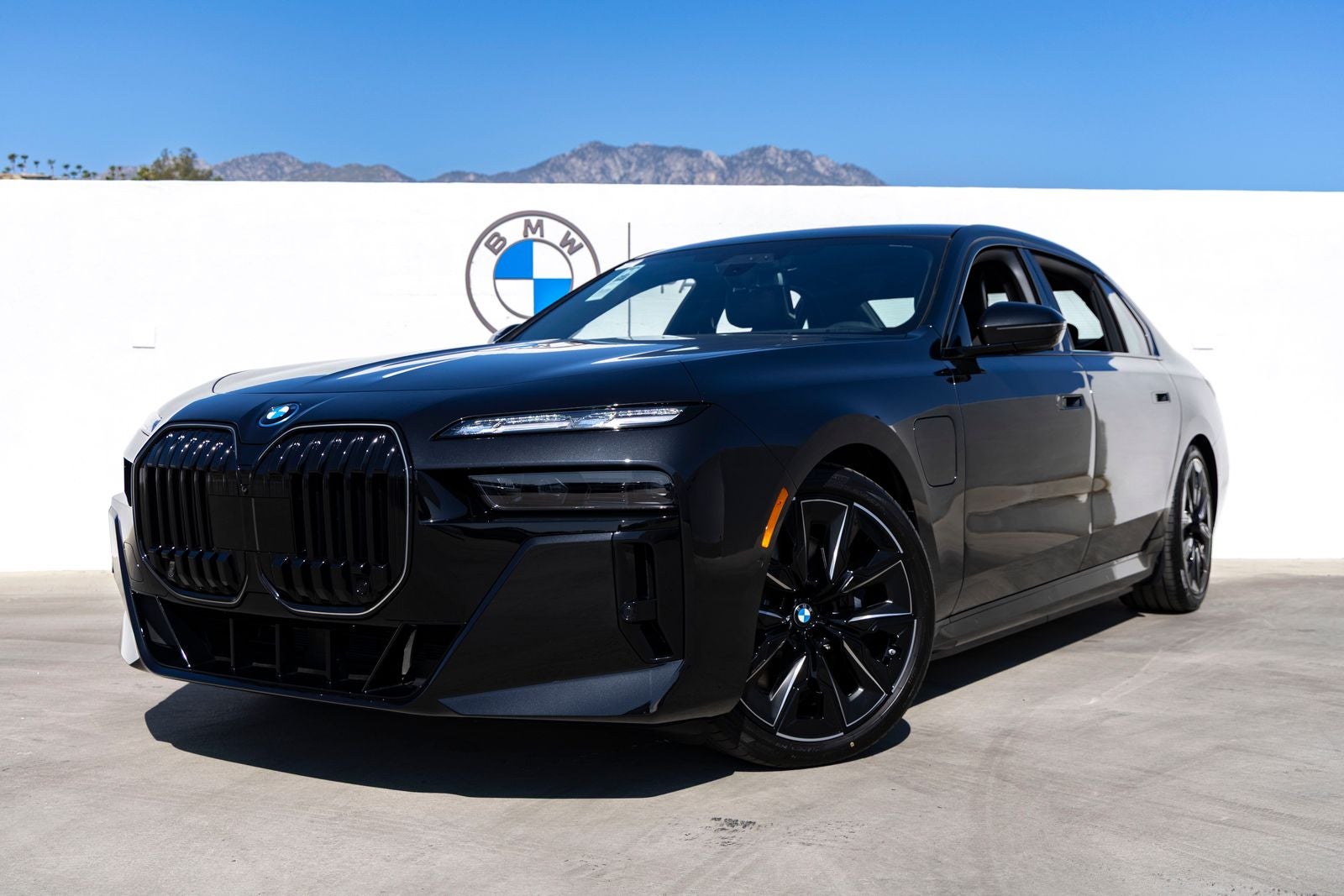 2026 BMW 750e xDrive 750e xDrive