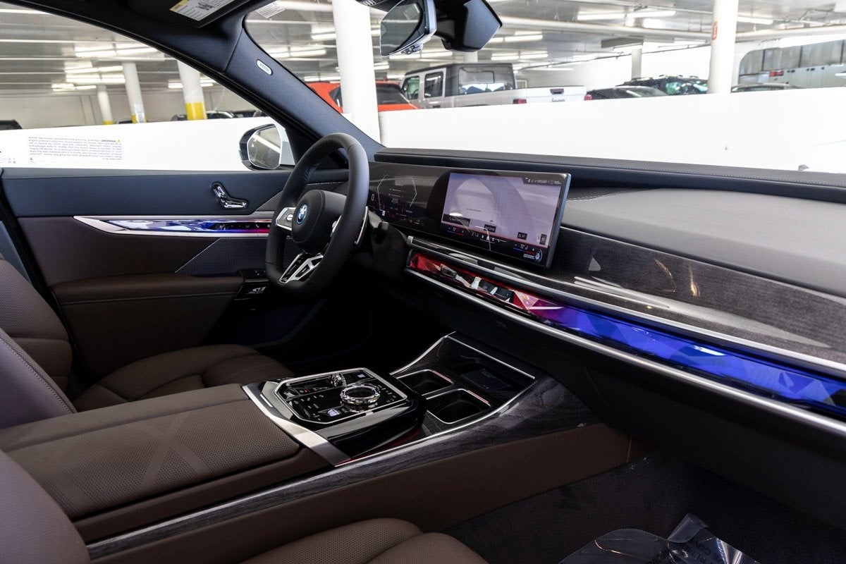 2026 BMW 750e xDrive 750e xDrive