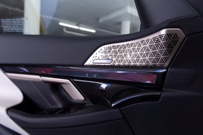 2027 BMW 530i 530i
