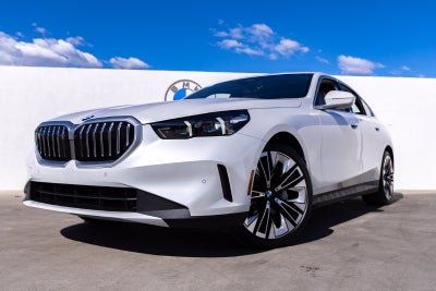 2027 BMW 530i 530i
