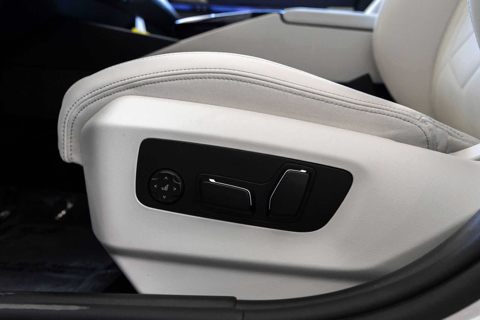 2027 BMW 5 Series 530i