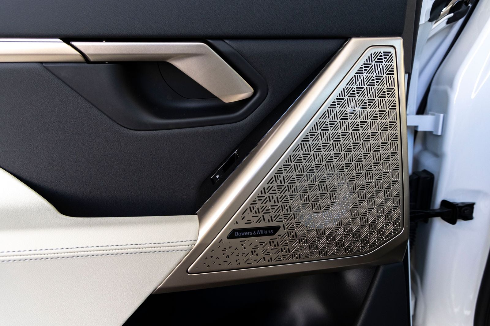 2027 BMW 5 Series 530i