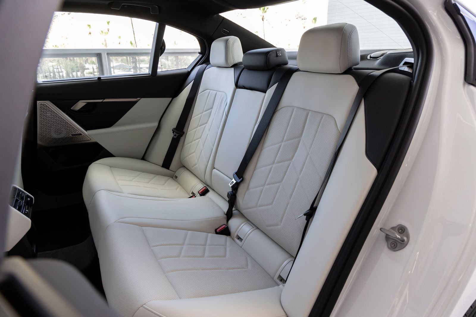 2027 BMW 5 Series 530i