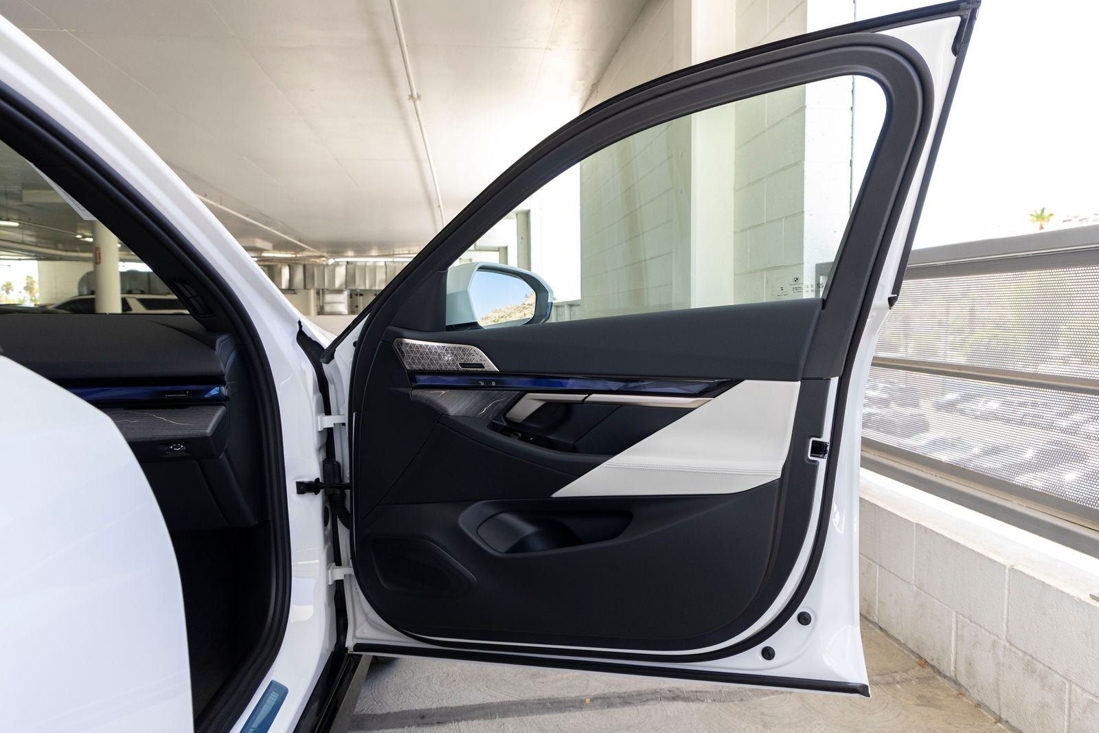 2027 BMW 5 Series 530i