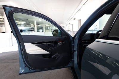 2024 BMW 530i 530i
