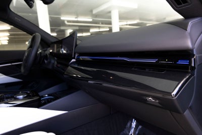 2024 BMW 530i 530i