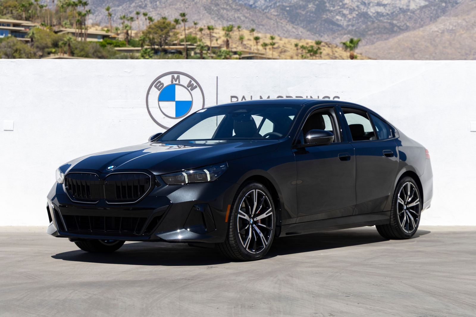 2027 BMW 530i 530i