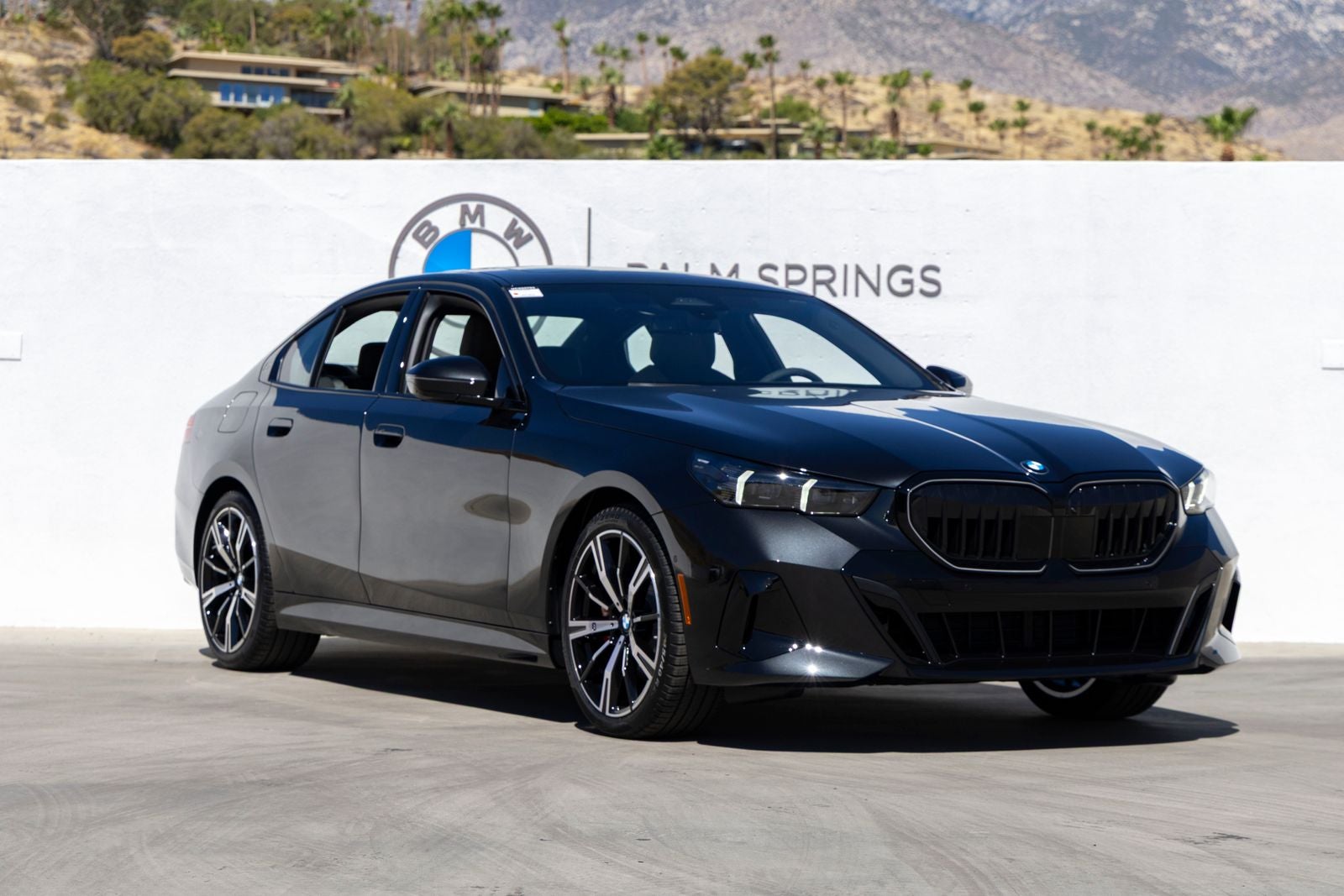 2027 BMW 530i 530i