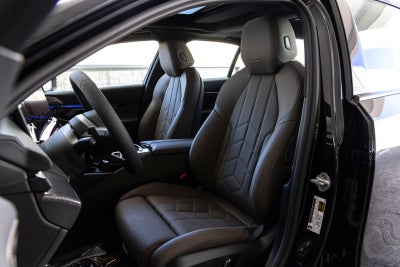2027 BMW 530i 530i
