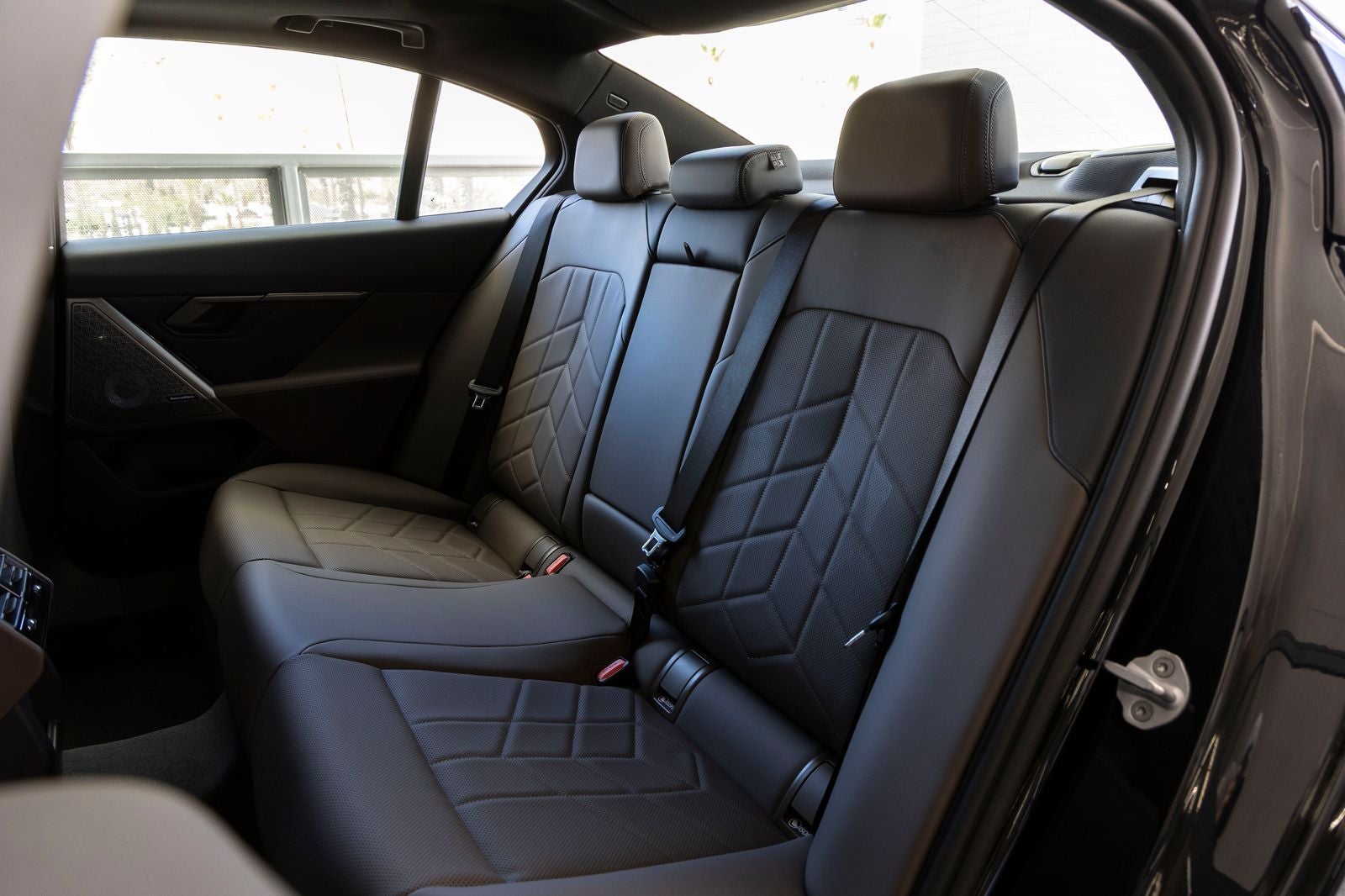 2027 BMW 530i 530i