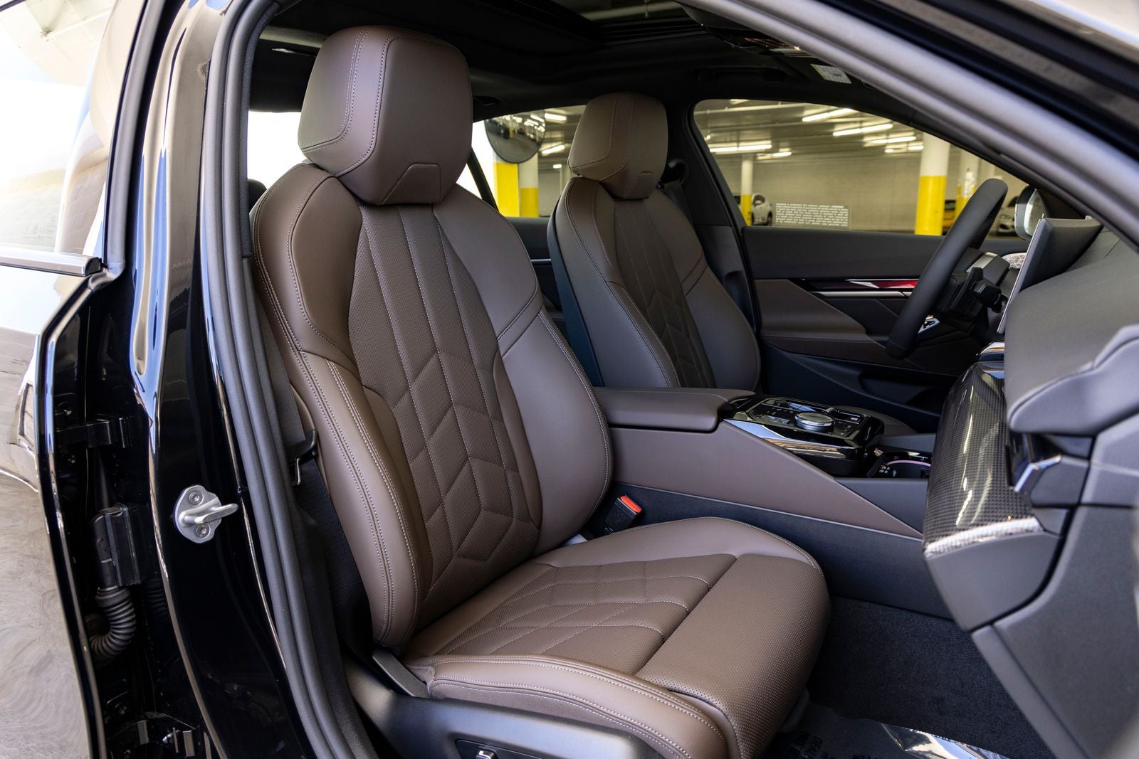 2027 BMW 530i 530i