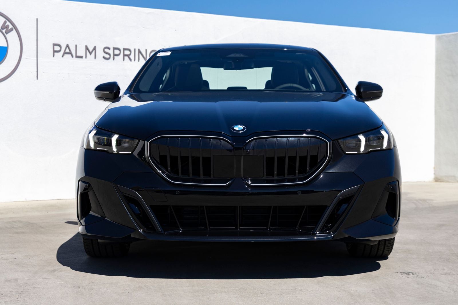 2027 BMW 530i 530i