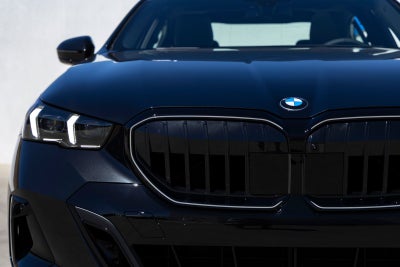 2027 BMW 530i 530i