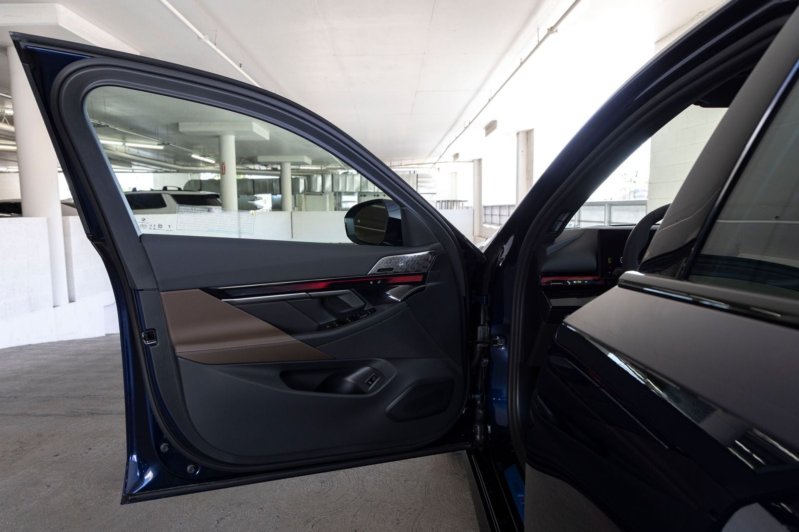 2027 BMW 530i 530i