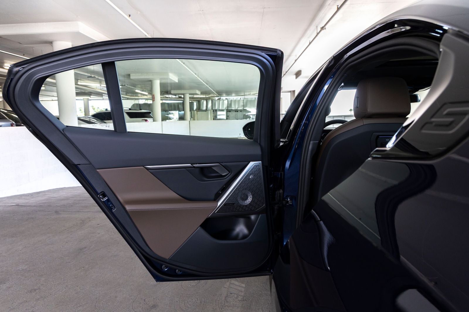 2027 BMW 530i 530i