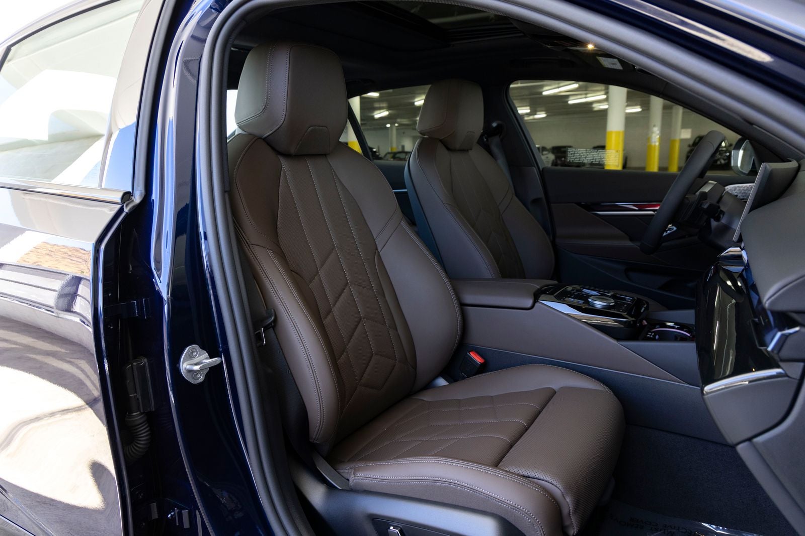2027 BMW 530i 530i