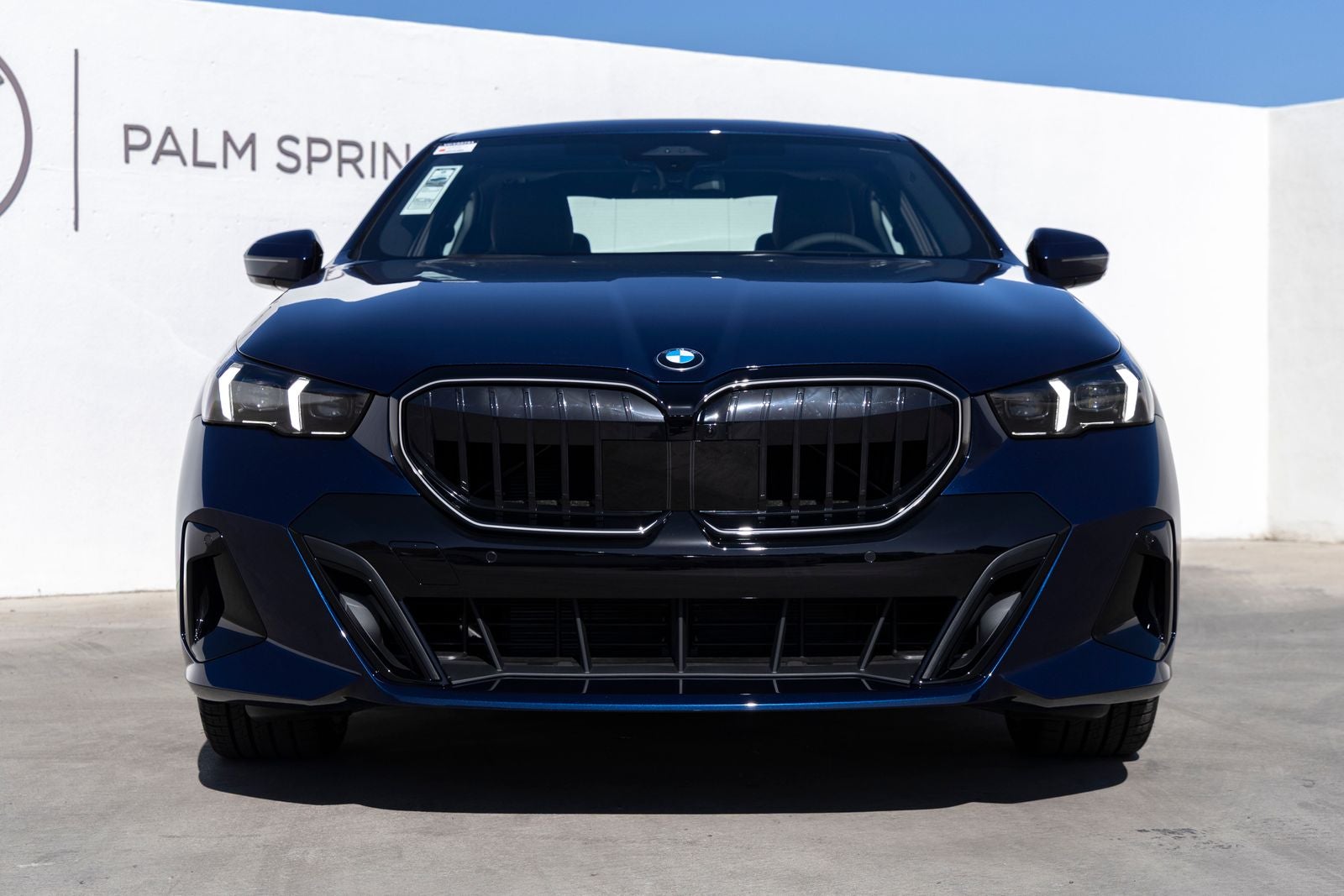 2027 BMW 530i 530i