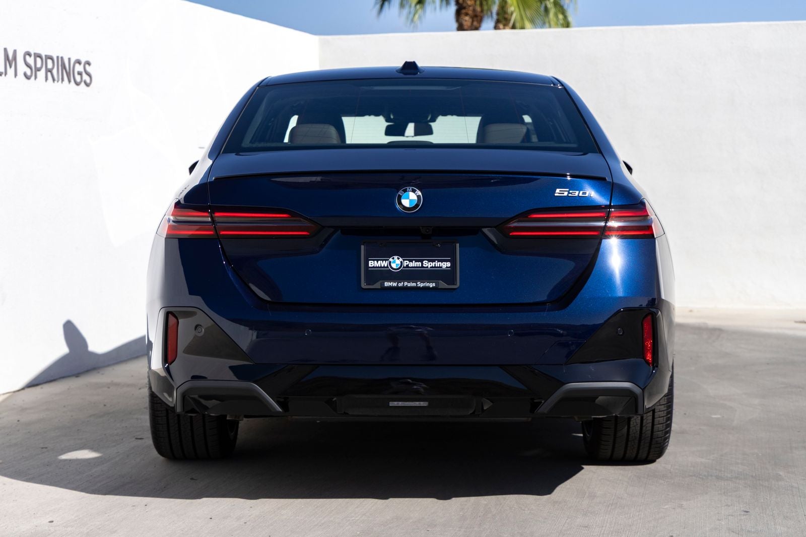 2027 BMW 530i 530i