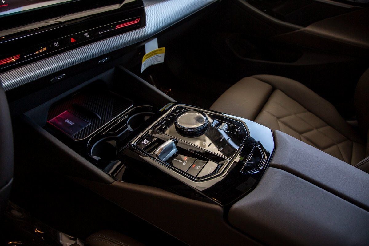 2026 BMW 530i 530i