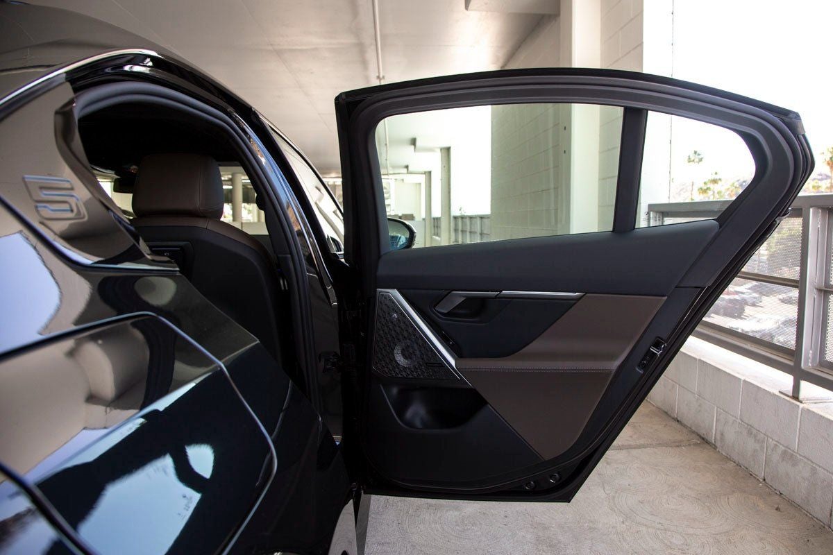 2026 BMW 530i 530i