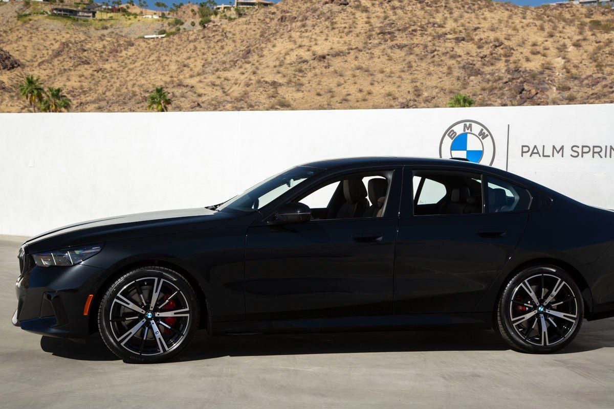 2026 BMW 530i 530i