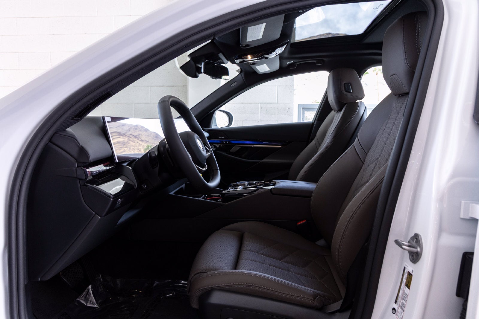 2027 BMW 530i 530i