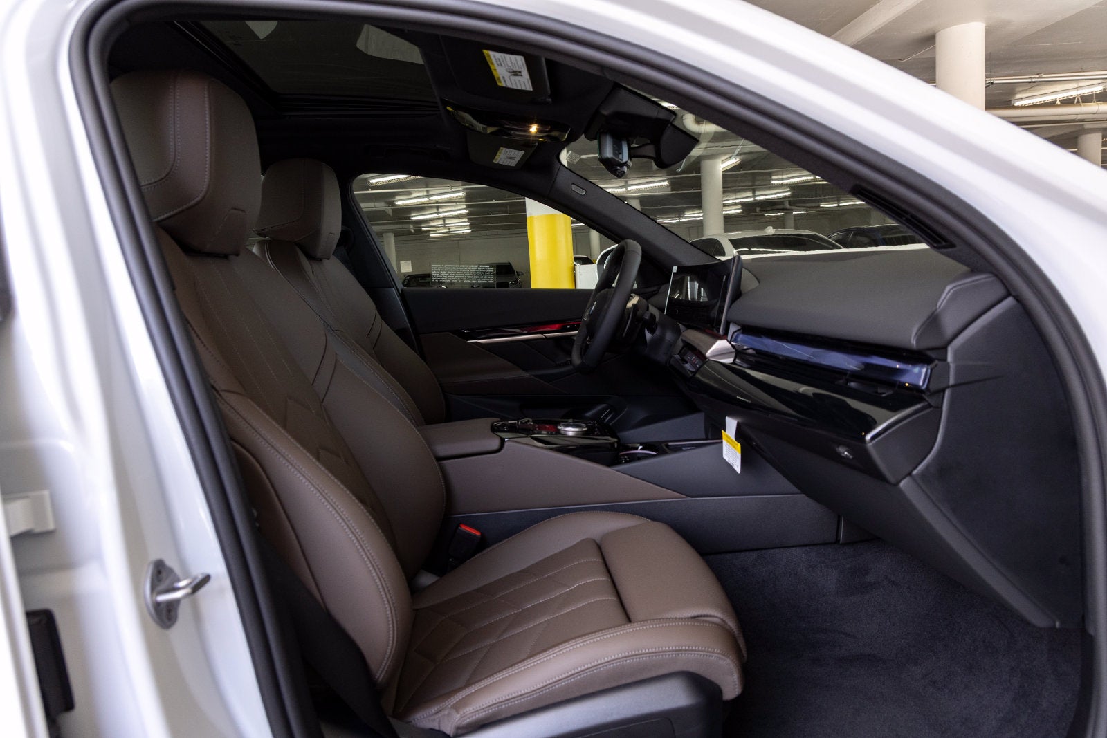 2027 BMW 530i 530i