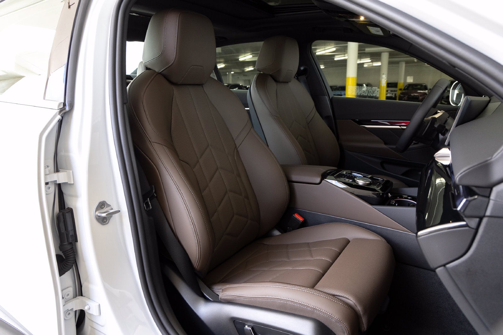 2027 BMW 530i 530i