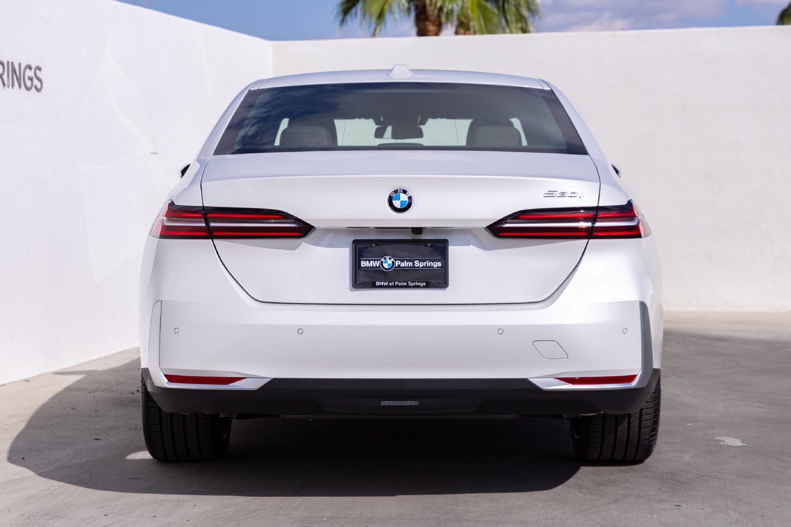2027 BMW 530i 530i