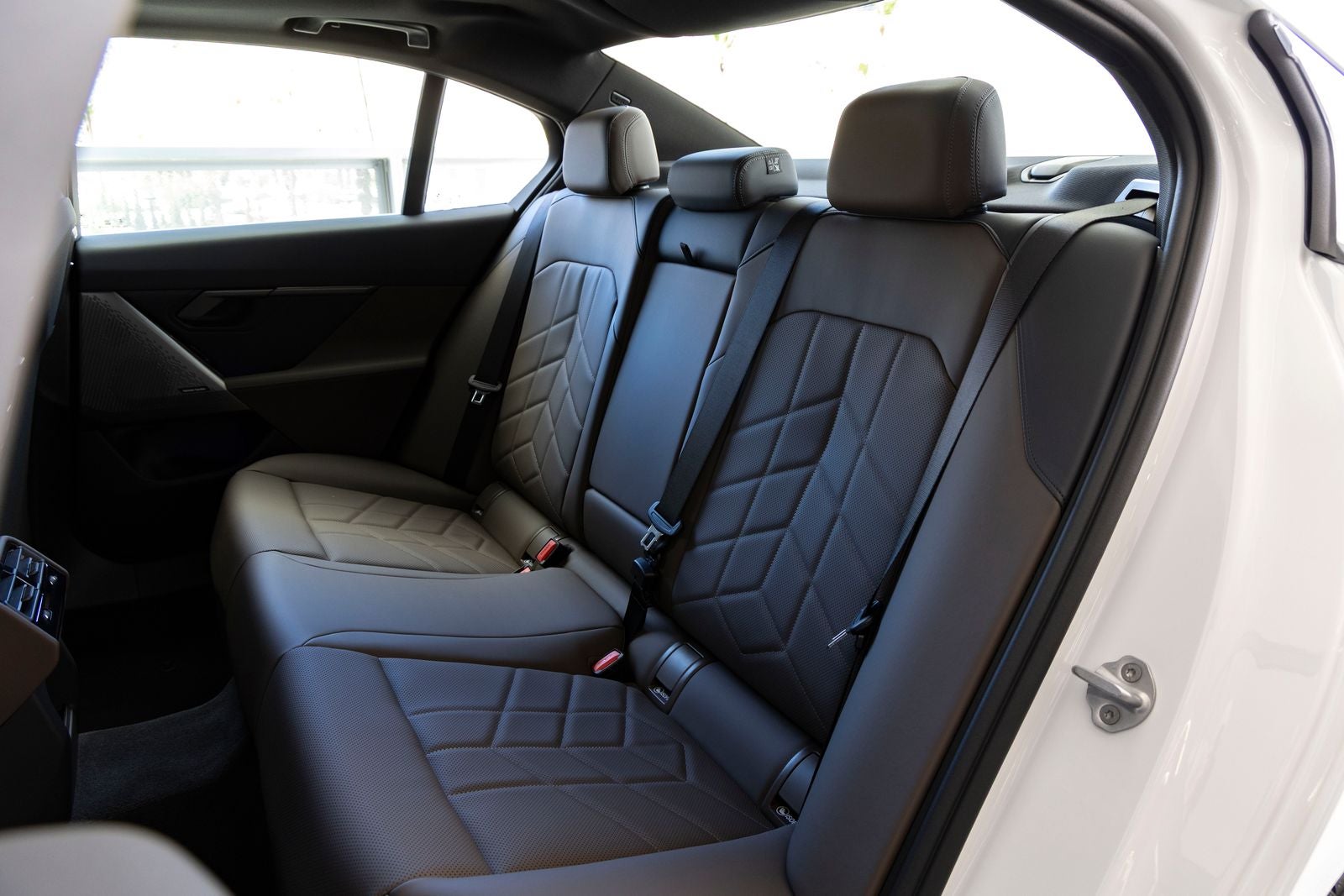 2026 BMW 530i 530i
