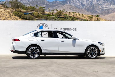 2026 BMW 530i 530i