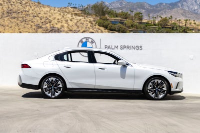 2026 BMW 530i 530i
