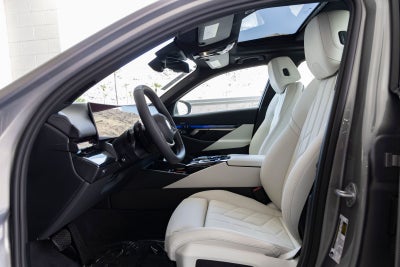 2027 BMW 530i 530i