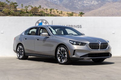 2027 BMW 530i 530i
