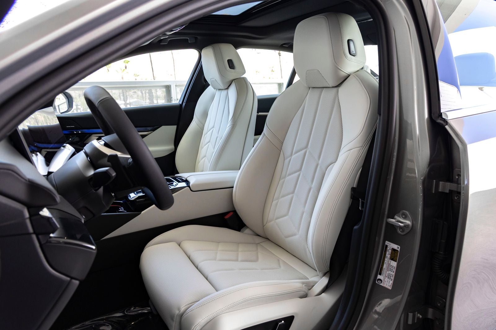 2027 BMW 530i 530i