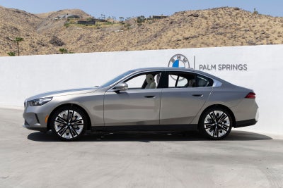 2027 BMW 530i 530i