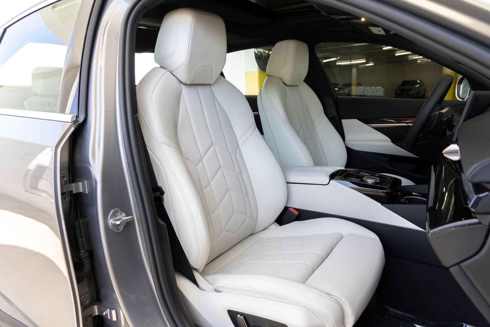 2027 BMW 530i 530i
