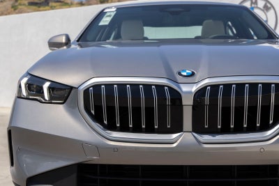 2027 BMW 530i 530i