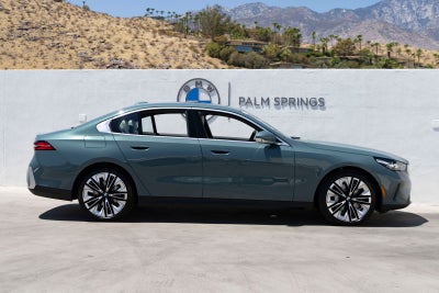 2027 BMW 530i 530i