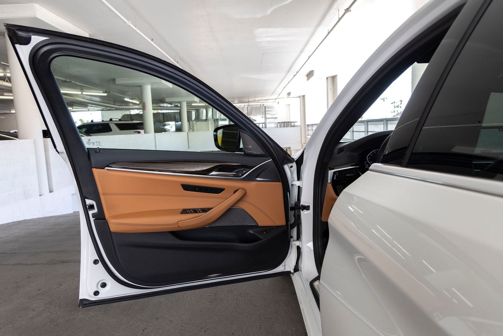 2023 BMW 530i 530i