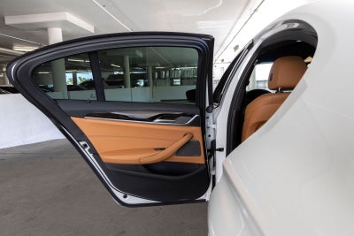 2023 BMW 530i 530i