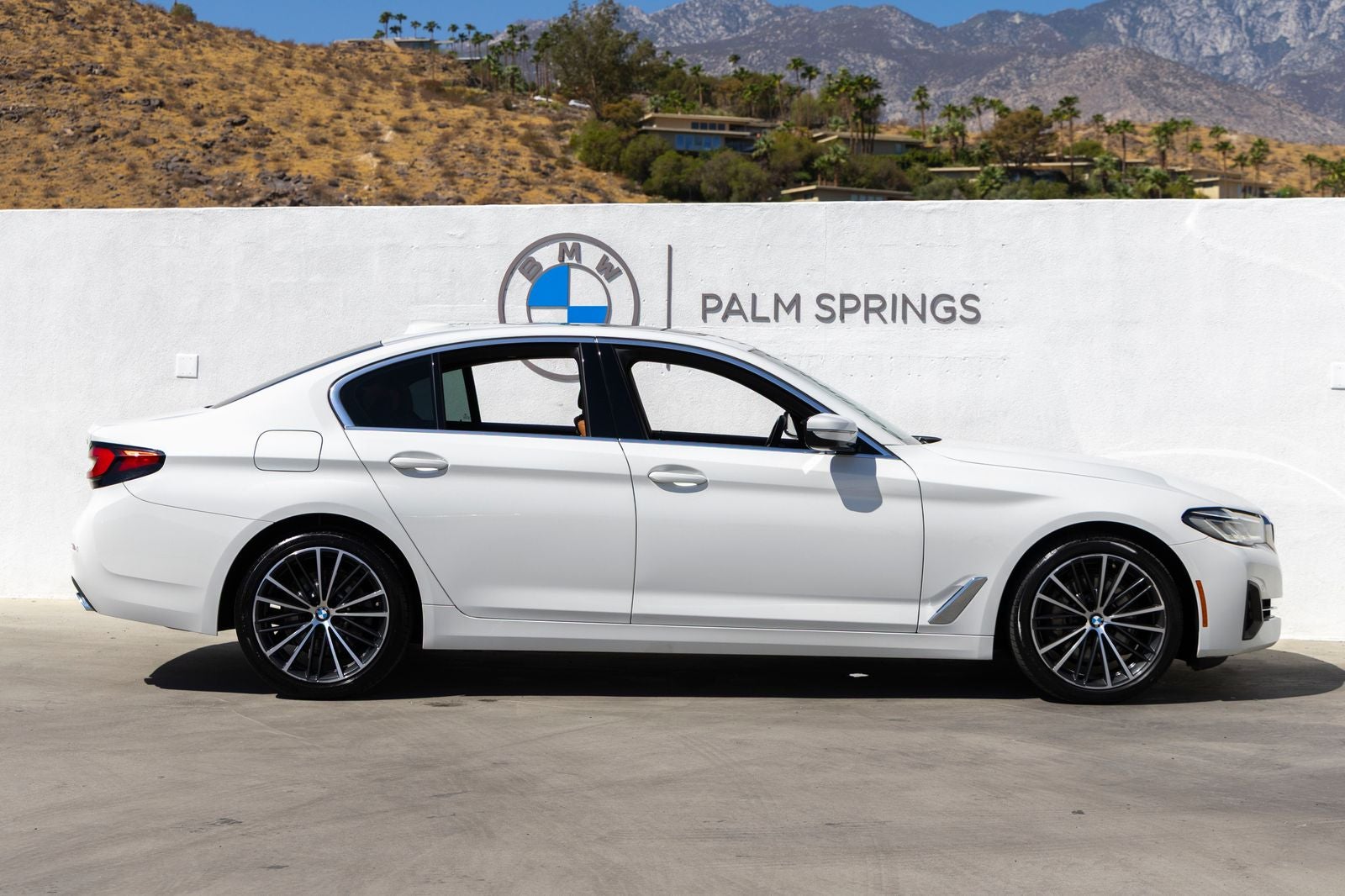 2023 BMW 530i 530i