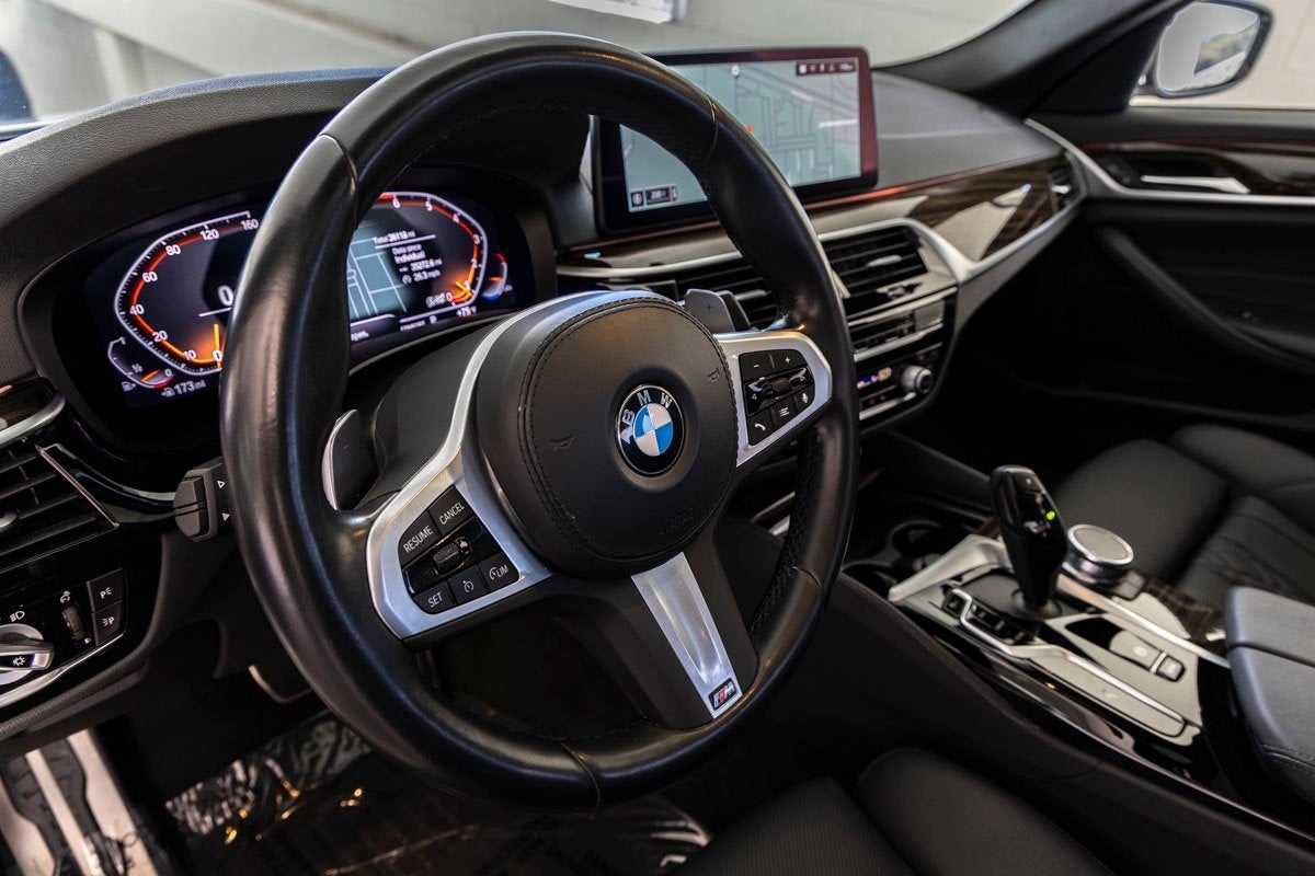 2023 BMW 530i 530i