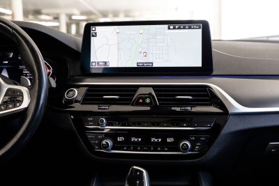 2023 BMW 540i 540i